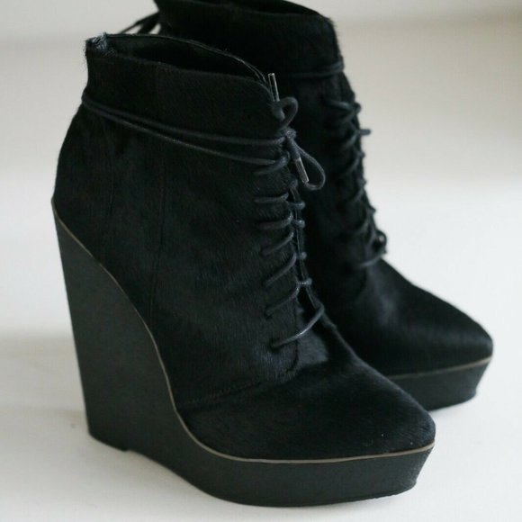 KG Kurt Geiger Black Cow Skin High Lace up boots - Picture 2 of 10